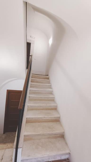Dimora Del Cavaliere LʼAquila Exterior foto