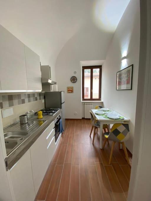 Dimora Del Cavaliere LʼAquila Exterior foto